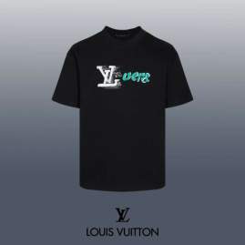 Picture of Louis Vuitton T Shirts Short _SKULVXS-Lsxtx097068